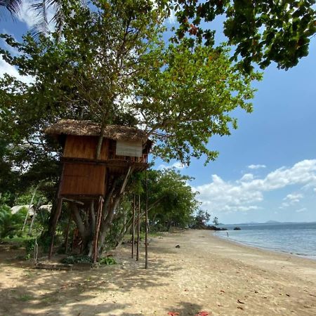 Kohjum Freedom Resort Koh Jum Exteriör bild